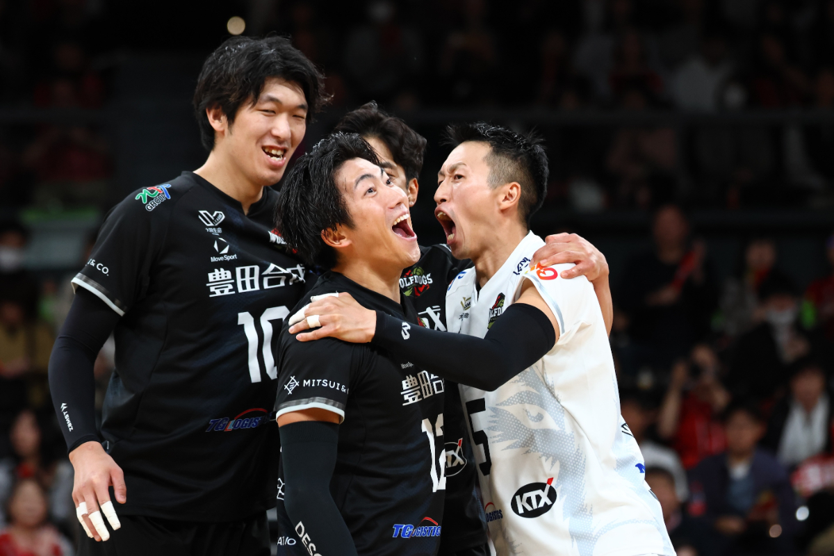 11/8(土) 第3節 GAME1 vs.サントリー 試合レポート | ウルフドッグス